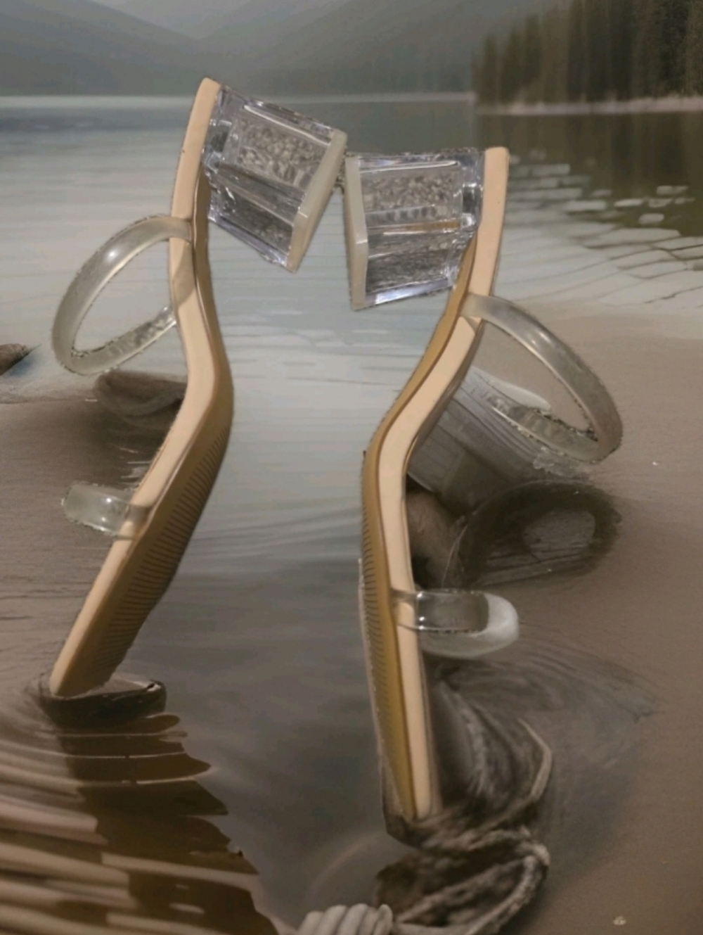 Leevar Sandals Women Square Toe Nude and Clear Acrylic Heels Size 8.5.